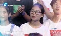 爆料娱乐小哥视频在线观看,独家爆料视频在线观看，带你领略幕后精彩瞬间